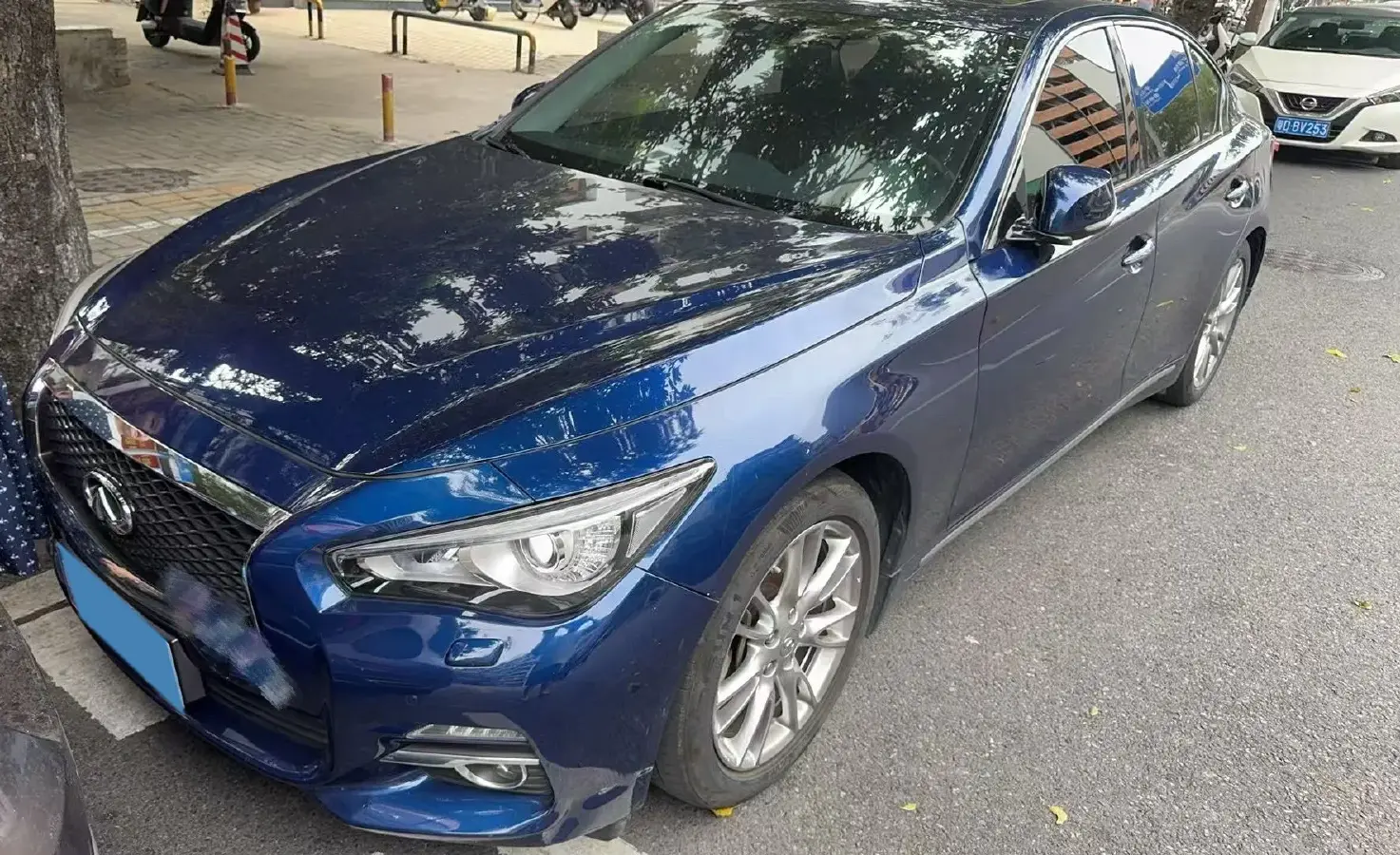 2016 Infiniti Q50L 2.0T 211HP L4 7AT