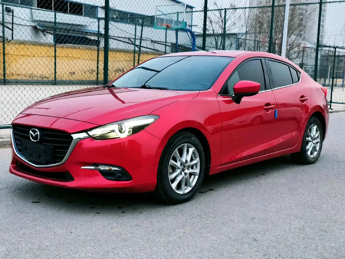 2017 Mazda 3 Axela 1.5L 117HP L4 6AT