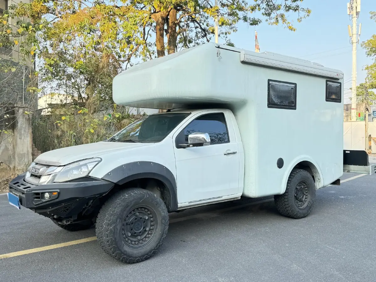 2018 Isuzu D-MAX 3.0T 177HP L4 6AT