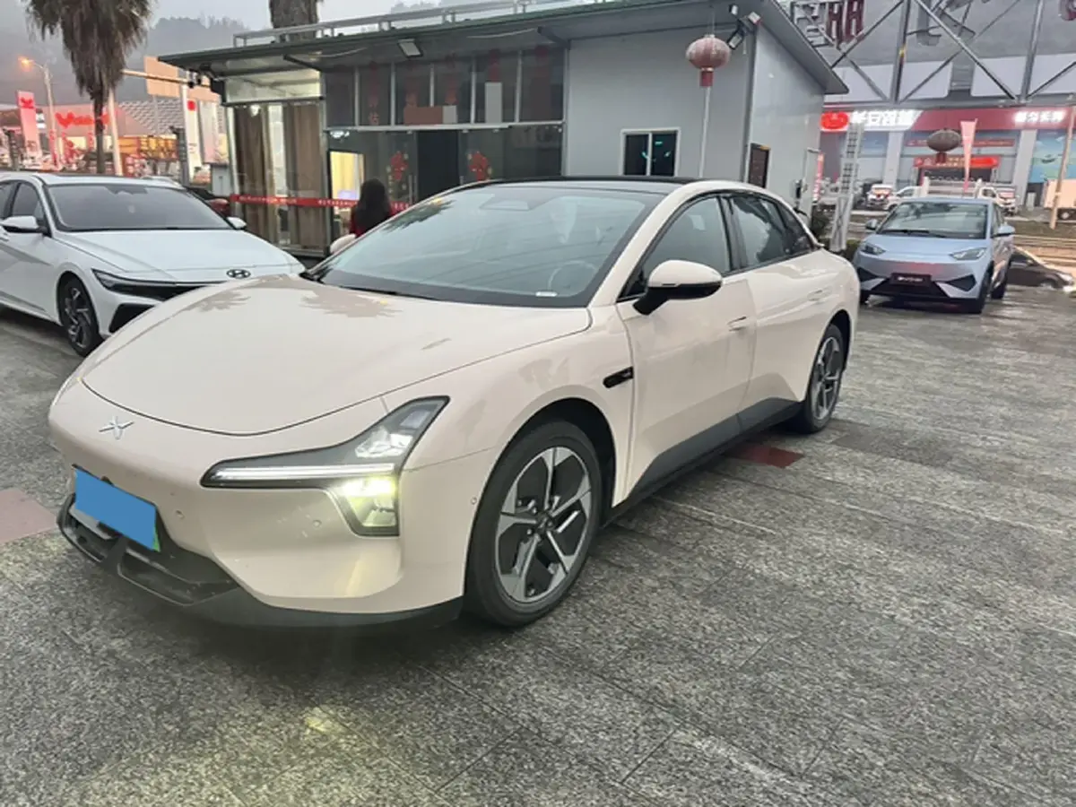 2024 Xpeng MONA M03 BEV 51.8KWH
