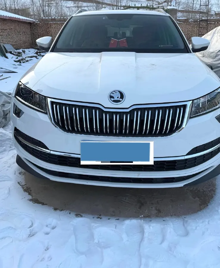 2022 Skoda Karoq 1.4T 150HP L4 7DCT,autocango,china used car exporter,china ev exporter,chinese used car exporter,chinese used ev exporter
