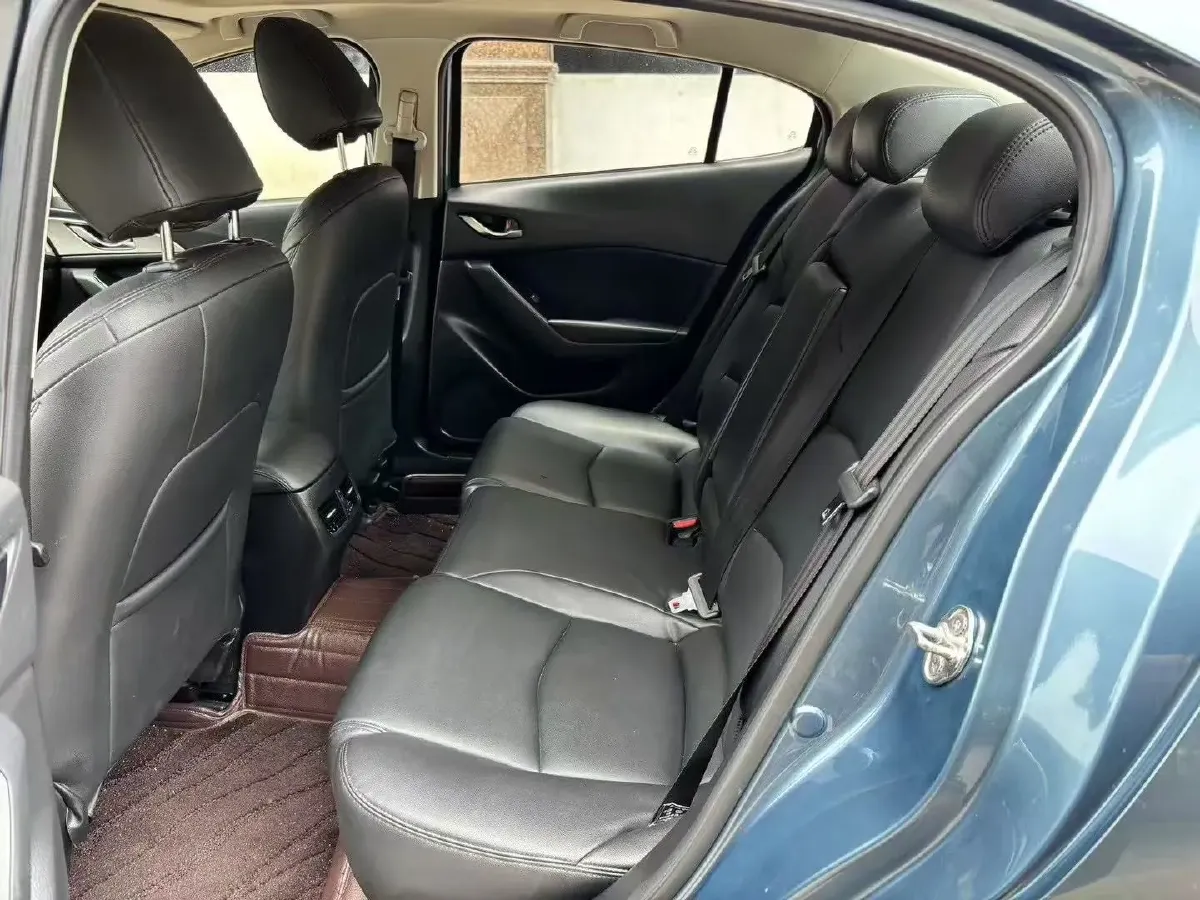 2017 Mazda 3 Axela 1.5L 117HP L4 6AT,autocango,china used car exporter,china ev exporter,chinese used car exporter,chinese used ev exporter