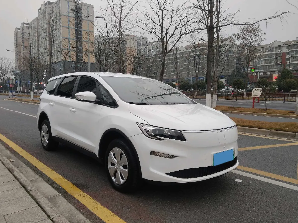 2025 Livan 8 BEV 68.03KWH,autocango,china used car exporter,china ev exporter,chinese used car exporter,chinese used ev exporter