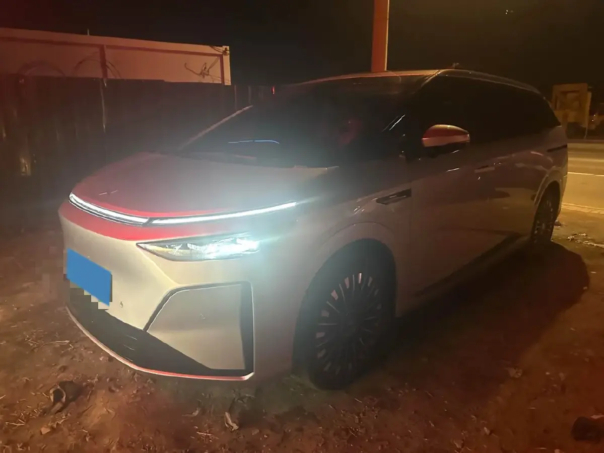 2026 Xpeng X9 REEV 150HP REEV