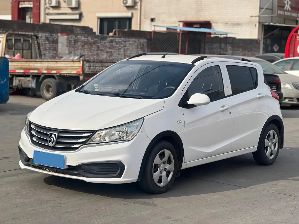 2016 BaoJun 310 1.2L 82HP L4 5MT