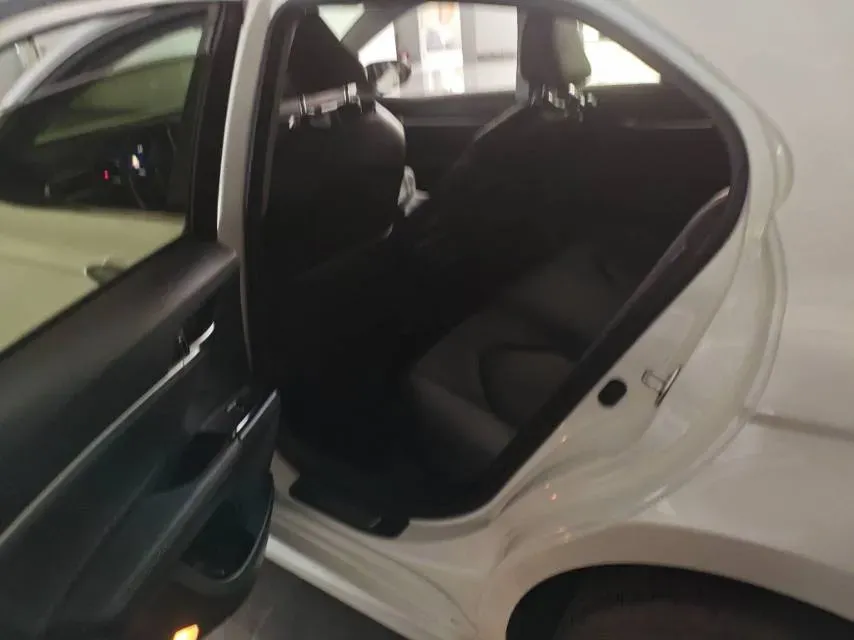 2019 Toyota Camry 2.5L 209HP L4 8AT,autocango,china used car exporter,china ev exporter,chinese used car exporter,chinese used ev exporter