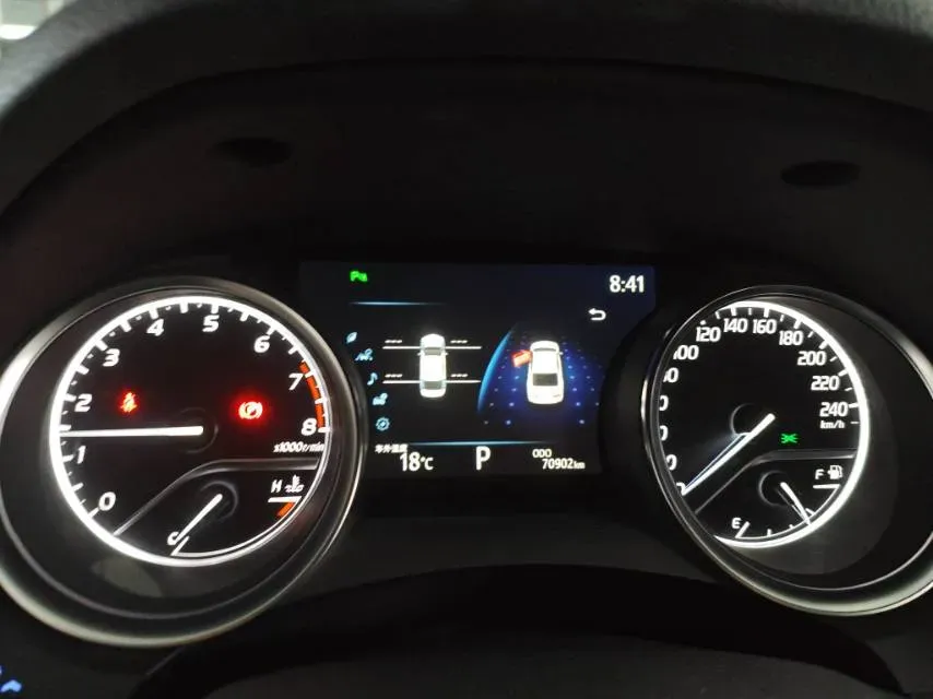 2019 Toyota Camry 2.5L 209HP L4 8AT,autocango,china used car exporter,china ev exporter,chinese used car exporter,chinese used ev exporter