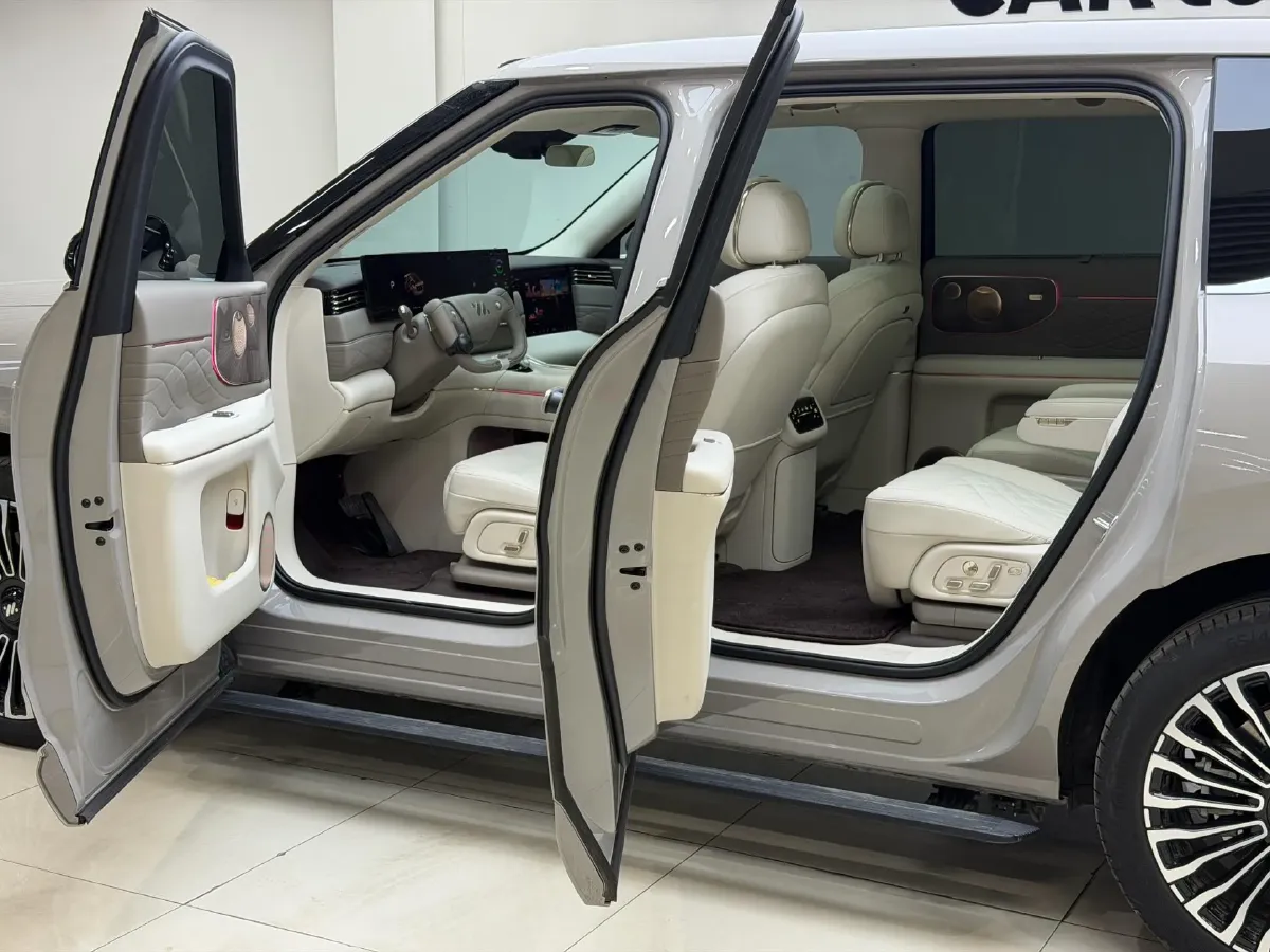 2026 IM LS9 REEV 155HP REEV,autocango,china used car exporter,china ev exporter,chinese used car exporter,chinese used ev exporter