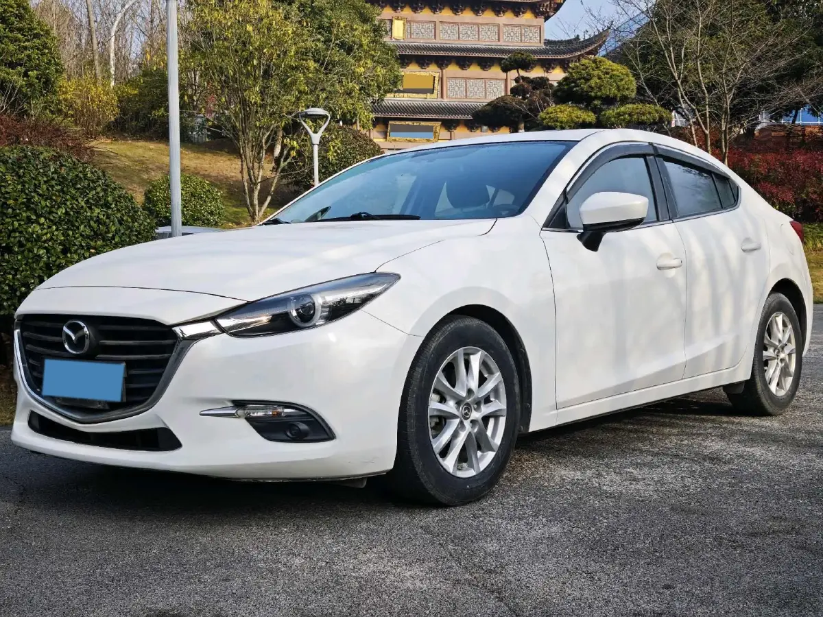 2019 Mazda 3 Axela 1.5L 117HP L4 6AT