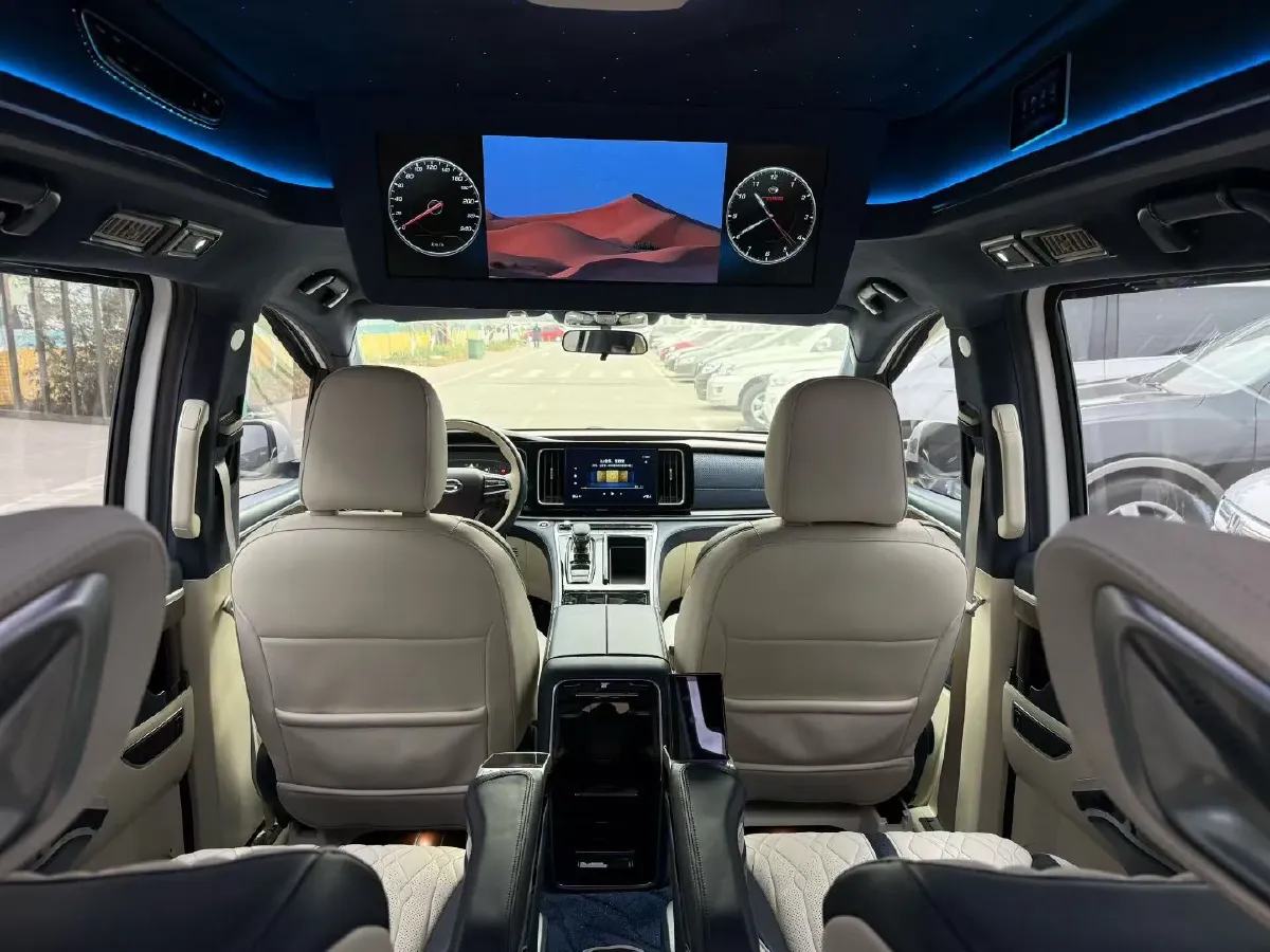 2021 GAC Trumpchi M8 2.0T 252HP L4 8AT,autocango,china used car exporter,china ev exporter,chinese used car exporter,chinese used ev exporter