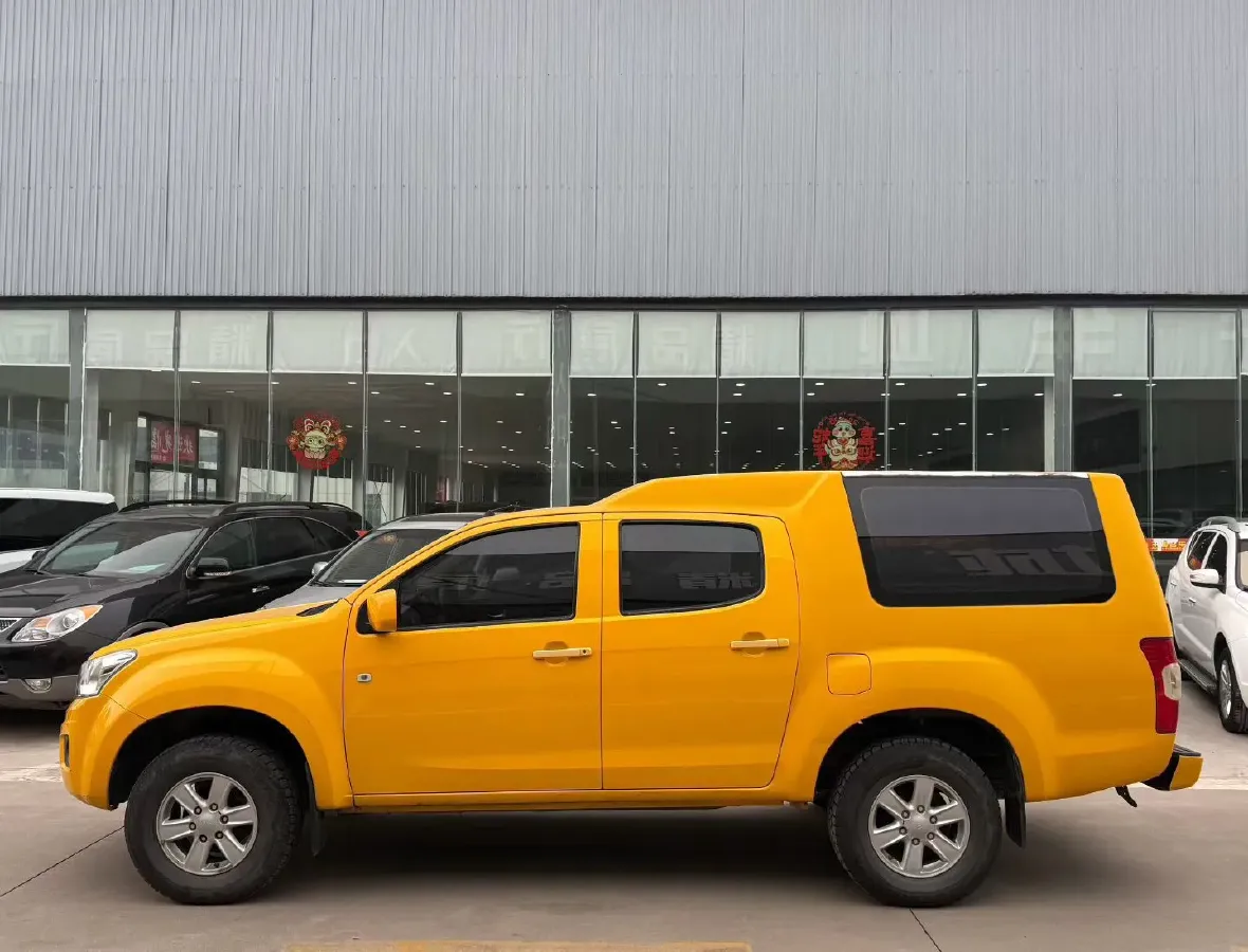 2018 Isuzu Jim 2.0T 204HP L4 5MT,autocango,china used car exporter,china ev exporter,chinese used car exporter,chinese used ev exporter