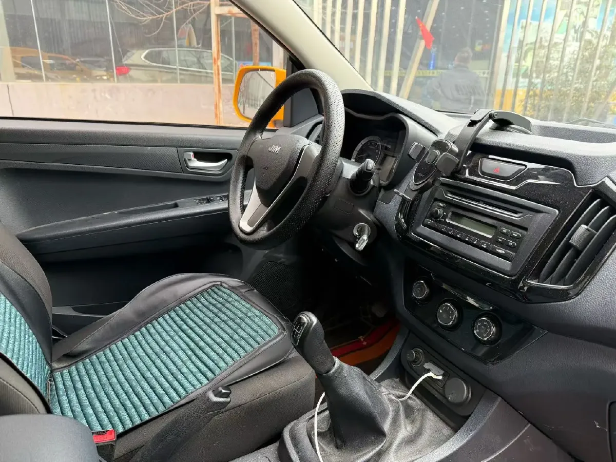 2018 Isuzu Jim 2.0T 204HP L4 5MT,autocango,china used car exporter,china ev exporter,chinese used car exporter,chinese used ev exporter