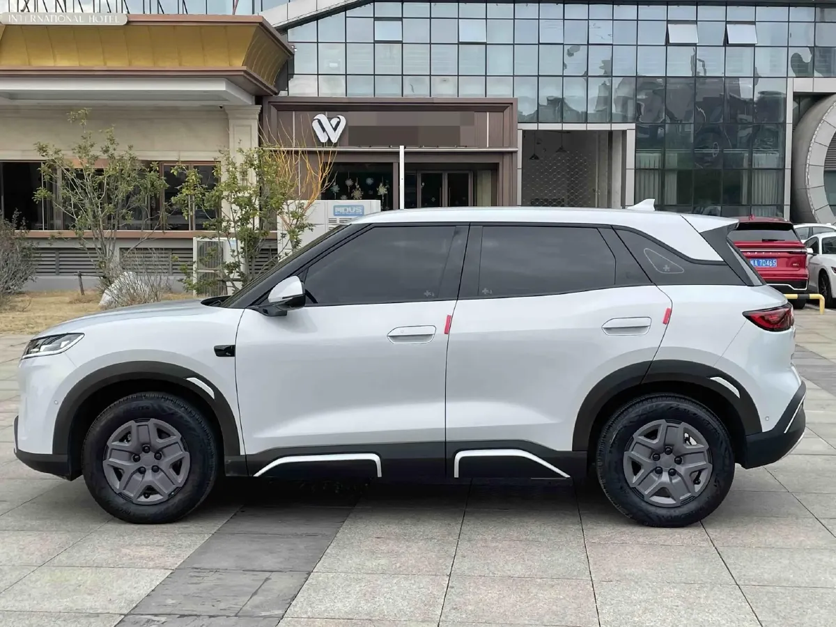 2024 BYD YuanUP BEV 45.12KWH,autocango,china used car exporter,china ev exporter,chinese used car exporter,chinese used ev exporter