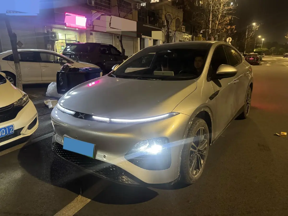 2023 Xpeng G6 BEV 66KWH