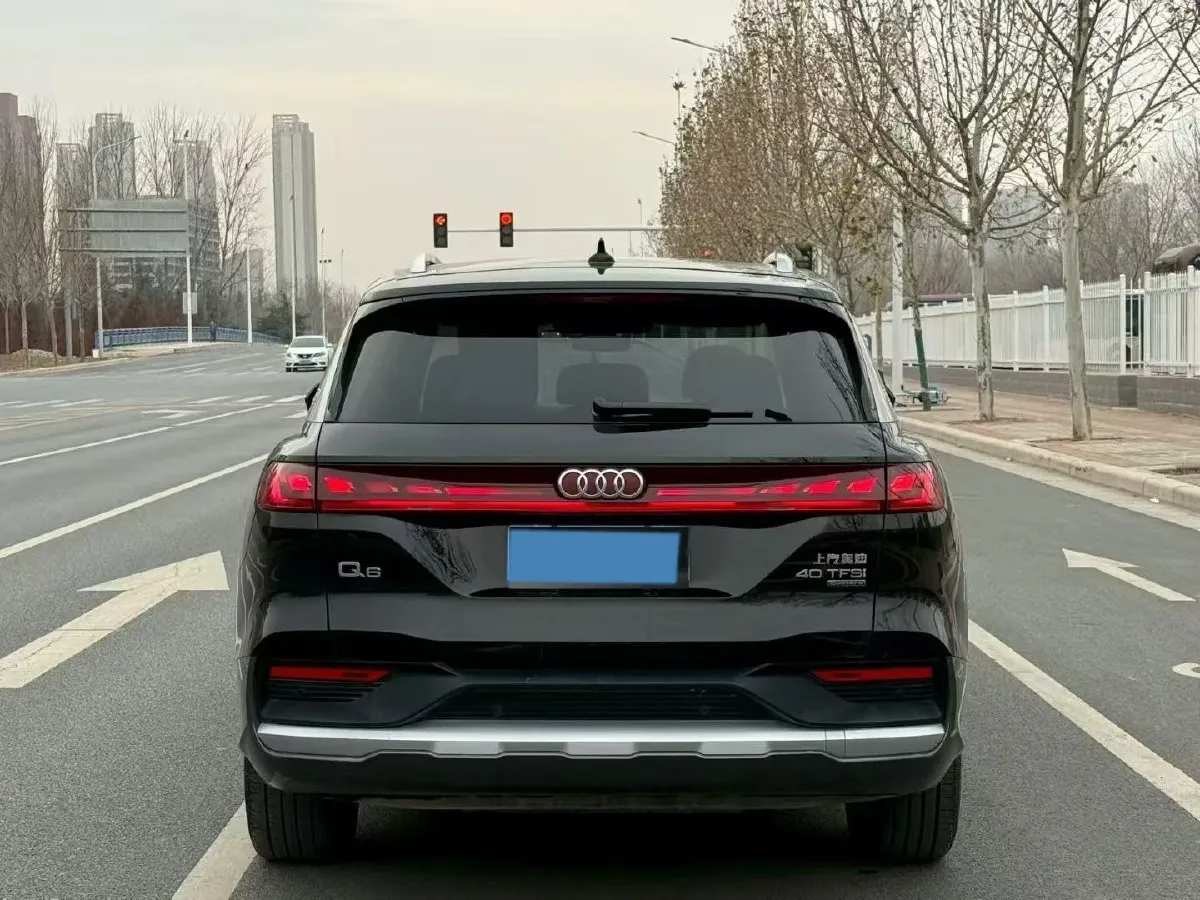 2022 Audi Q5 e-tron BEV 83.4KWH,autocango,china used car exporter,china ev exporter,chinese used car exporter,chinese used ev exporter