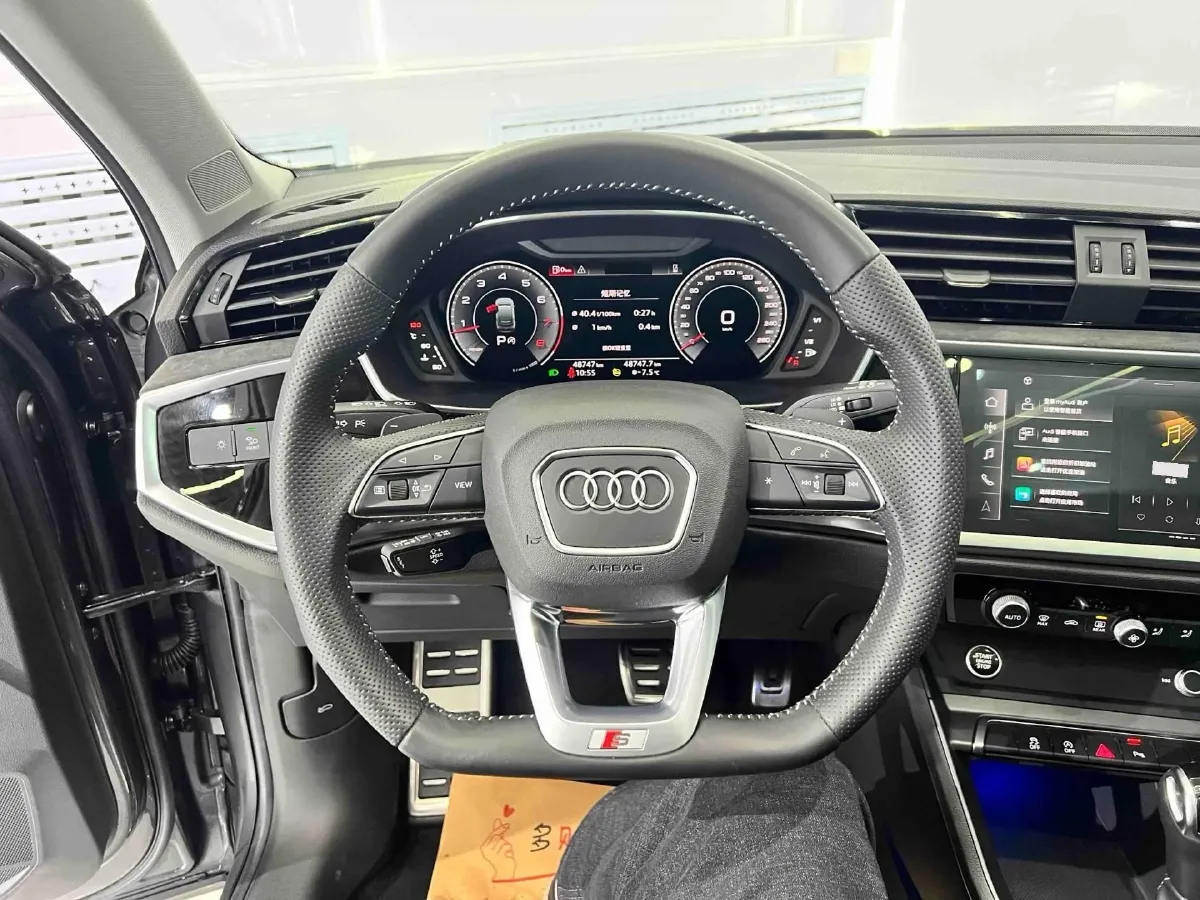 2020 Audi Q3 Sportback 2.0T 220HP L4 7DCT,autocango,china used car exporter,china ev exporter,chinese used car exporter,chinese used ev exporter