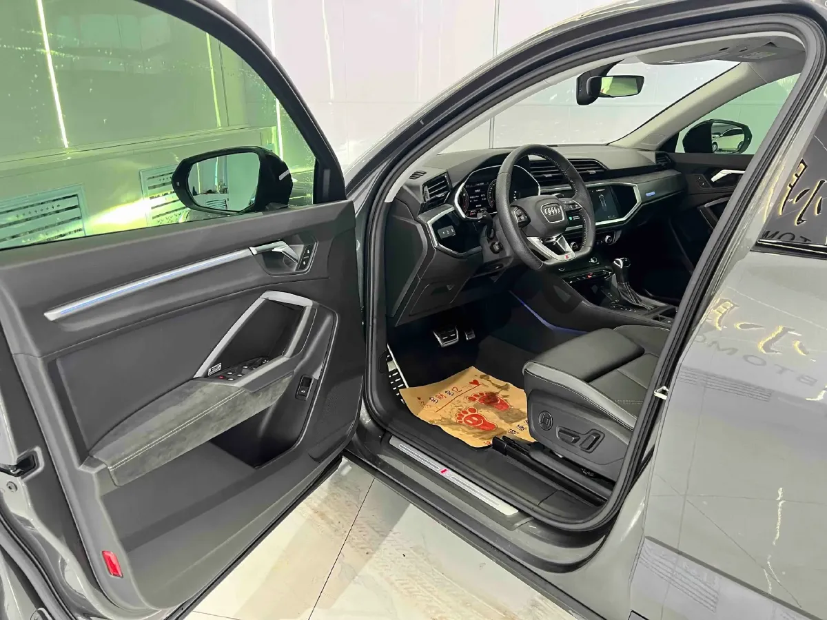 2020 Audi Q3 Sportback 2.0T 220HP L4 7DCT,autocango,china used car exporter,china ev exporter,chinese used car exporter,chinese used ev exporter