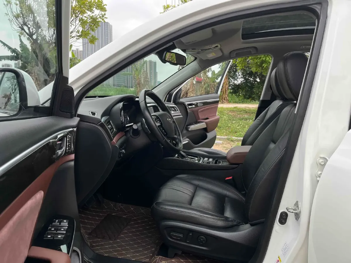 2017 GAC Trumpchi GS8 2.0T 201HP L4 6AT,autocango,china used car exporter,china ev exporter,chinese used car exporter,chinese used ev exporter