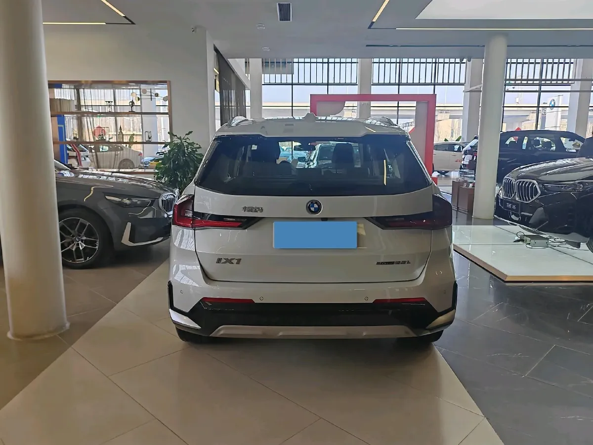 2023 BMW iX1 BEV,autocango,china used car exporter,china ev exporter,chinese used car exporter,chinese used ev exporter