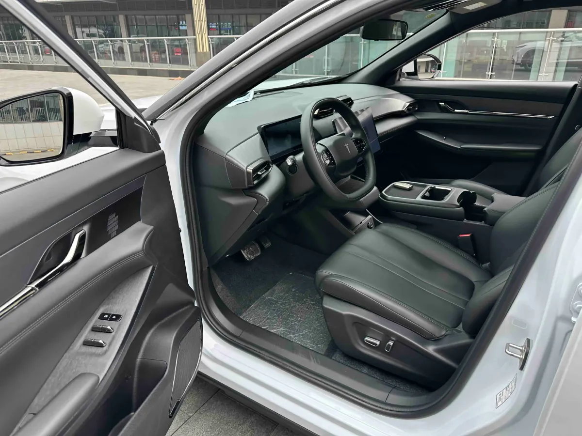 2025 HEDMOS 06 BEV,autocango,china used car exporter,china ev exporter,chinese used car exporter,chinese used ev exporter