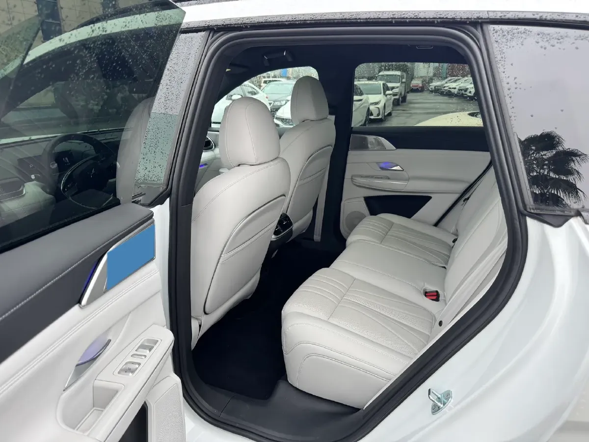 2024 Xpeng G9 BEV 98KWH,autocango,china used car exporter,china ev exporter,chinese used car exporter,chinese used ev exporter