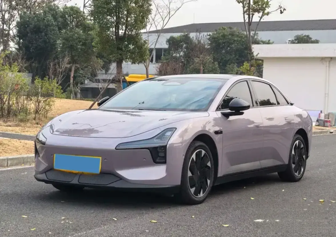 2025 Xpeng MONA M03 BEV