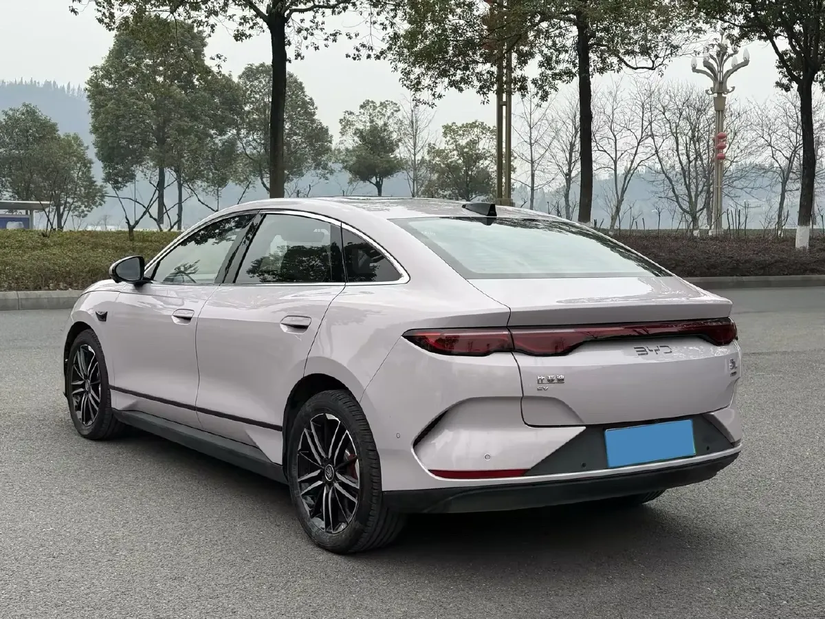 2025 BYD QinL BEV,autocango,china used car exporter,china ev exporter,chinese used car exporter,chinese used ev exporter