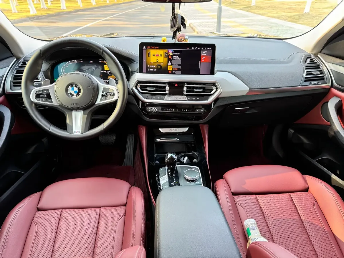 2022 BMW X4 2.0T 245HP L4 8AT,autocango,china used car exporter,china ev exporter,chinese used car exporter,chinese used ev exporter