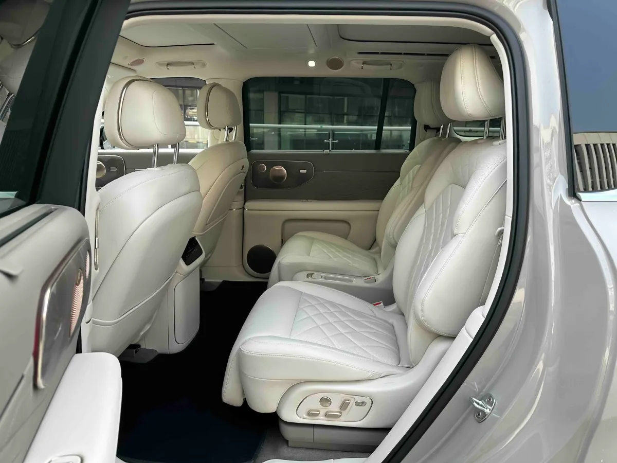 2026 IM LS9 REEV 155HP REEV,autocango,china used car exporter,china ev exporter,chinese used car exporter,chinese used ev exporter