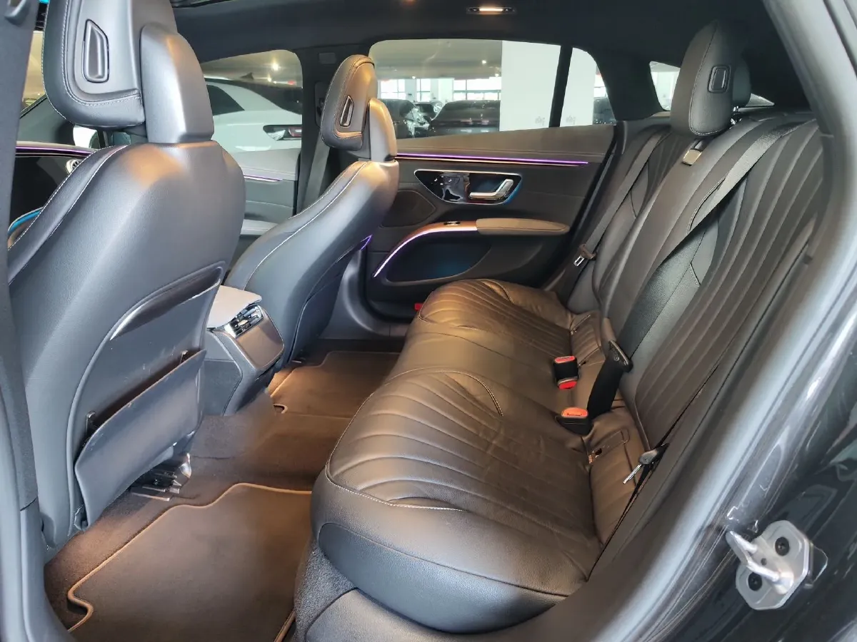 2022 Mercedes-Benz EQS Class BEV 111.8KWH,autocango,china used car exporter,china ev exporter,chinese used car exporter,chinese used ev exporter