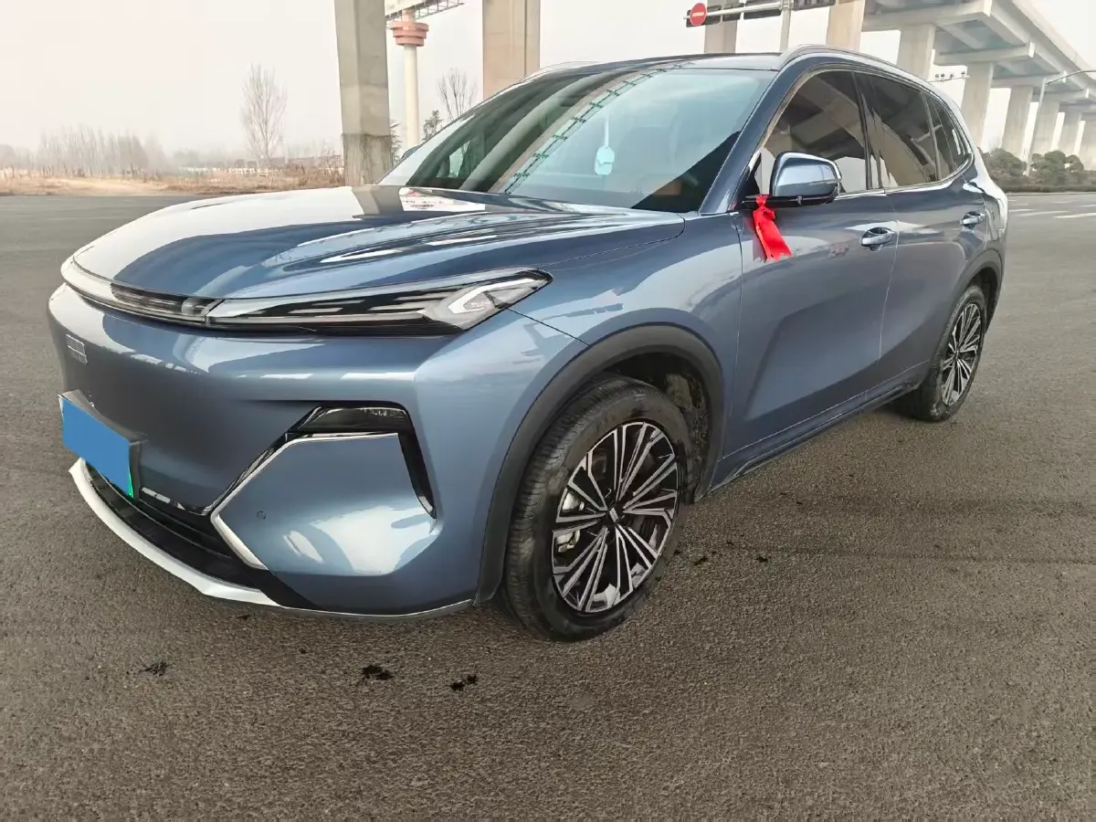 2025 BYD Sea Lion 05 DM-i 1.5L 101HP L4 E-CVT PHEV 18.3KWH