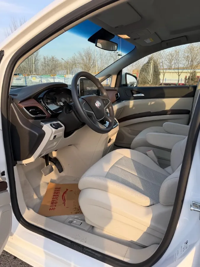 2021 Buick GL8 2.0T 237HP L4 9AT,autocango,china used car exporter,china ev exporter,chinese used car exporter,chinese used ev exporter