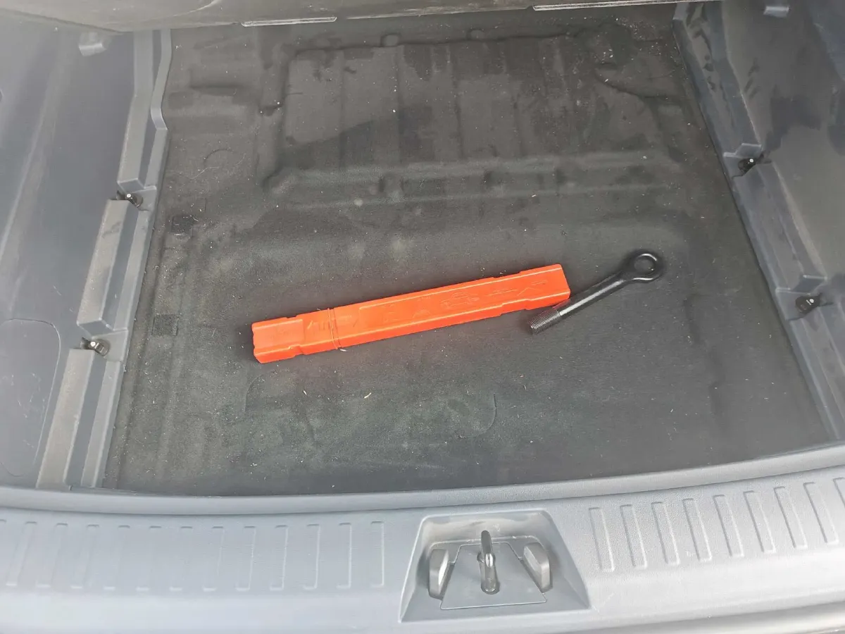 2025 ChangAn KuaYue KuaYueXing V7 EV BEV 50.23KWH,autocango,china used car exporter,china ev exporter,chinese used car exporter,chinese used ev exporter