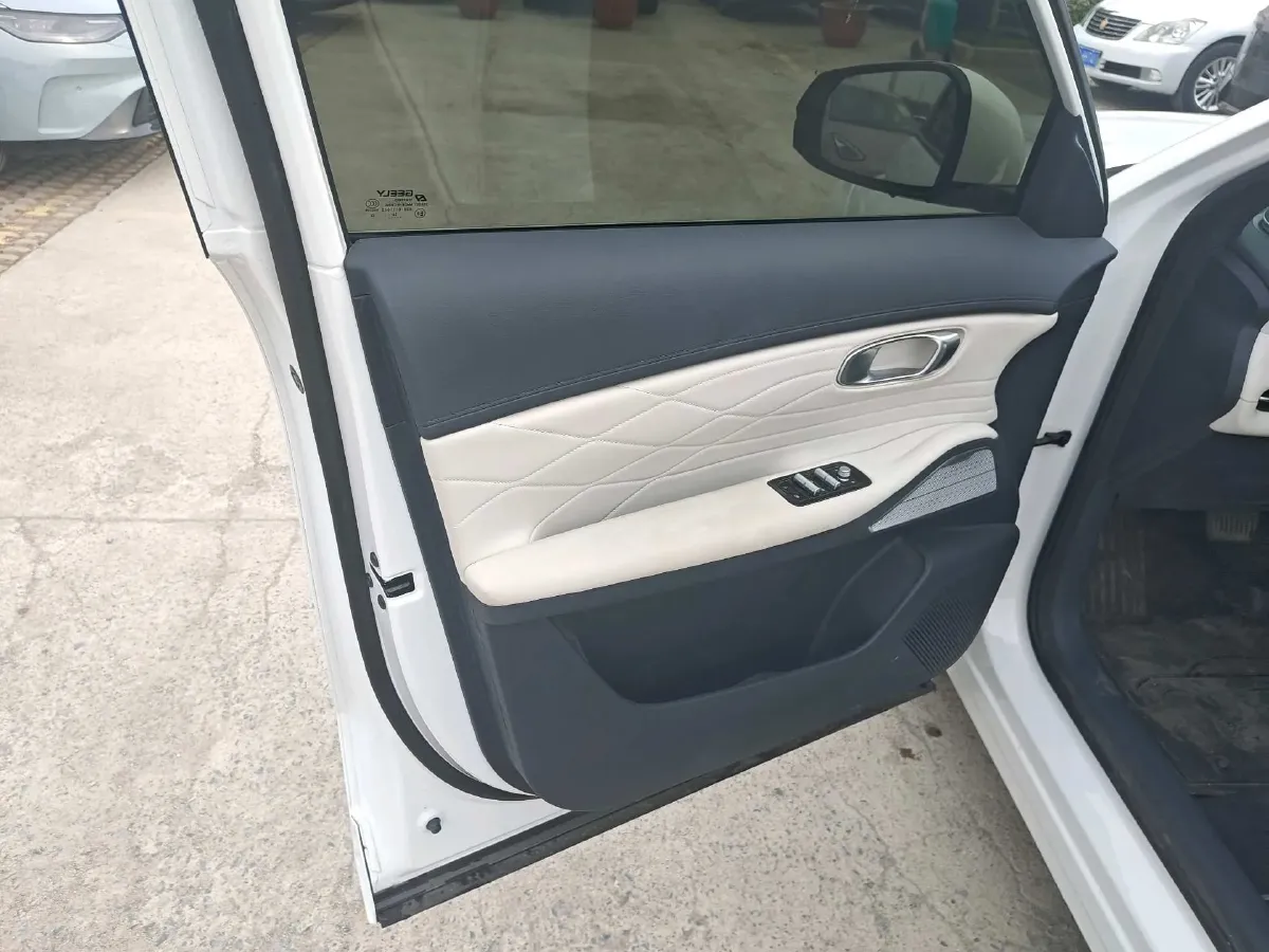 2025 ChangAn KuaYue KuaYueXing V7 EV BEV 50.23KWH,autocango,china used car exporter,china ev exporter,chinese used car exporter,chinese used ev exporter