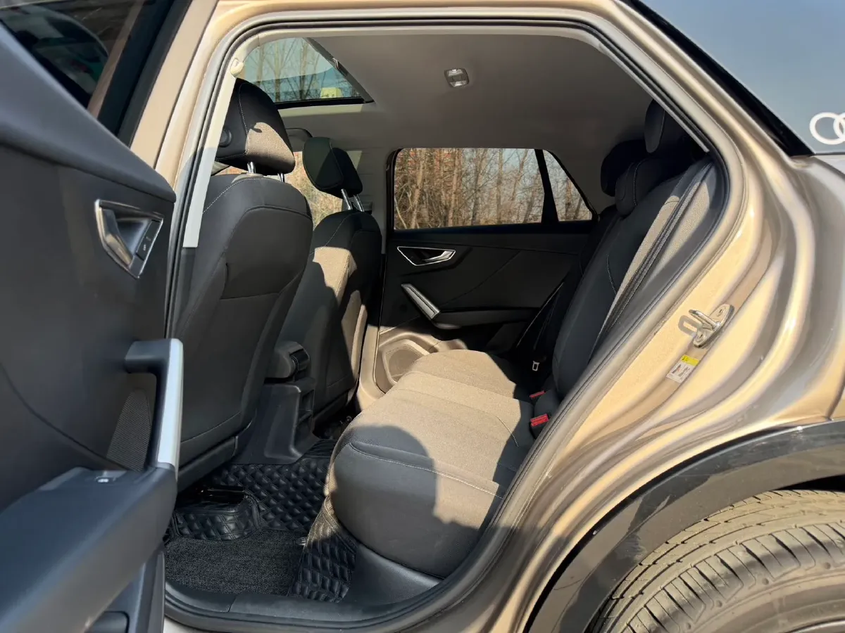 2020 Audi Q2L 1.4T 150HP L4 7DCT,autocango,china used car exporter,china ev exporter,chinese used car exporter,chinese used ev exporter