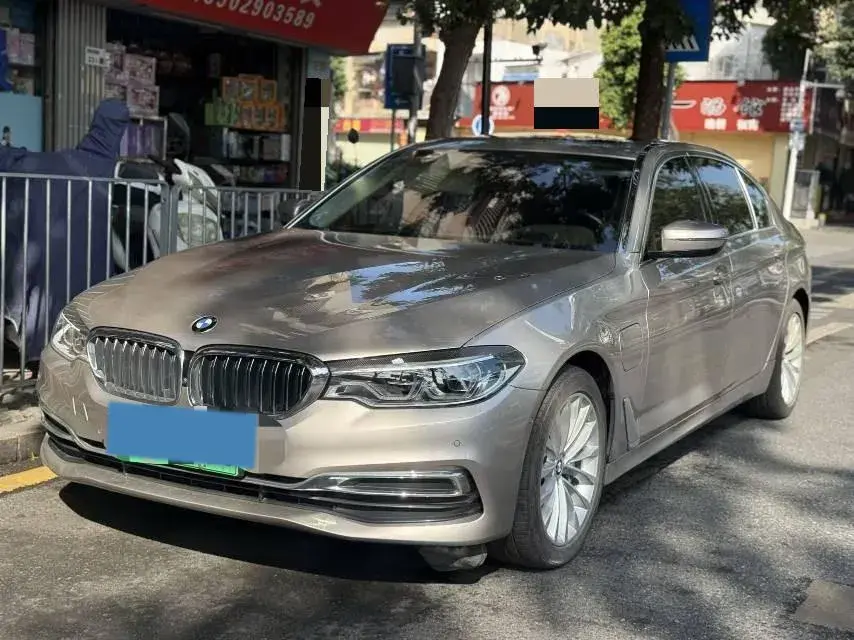 2020 BMW 5 Series 2.0T 184HP L4 8AT PHEV 17.7KWH