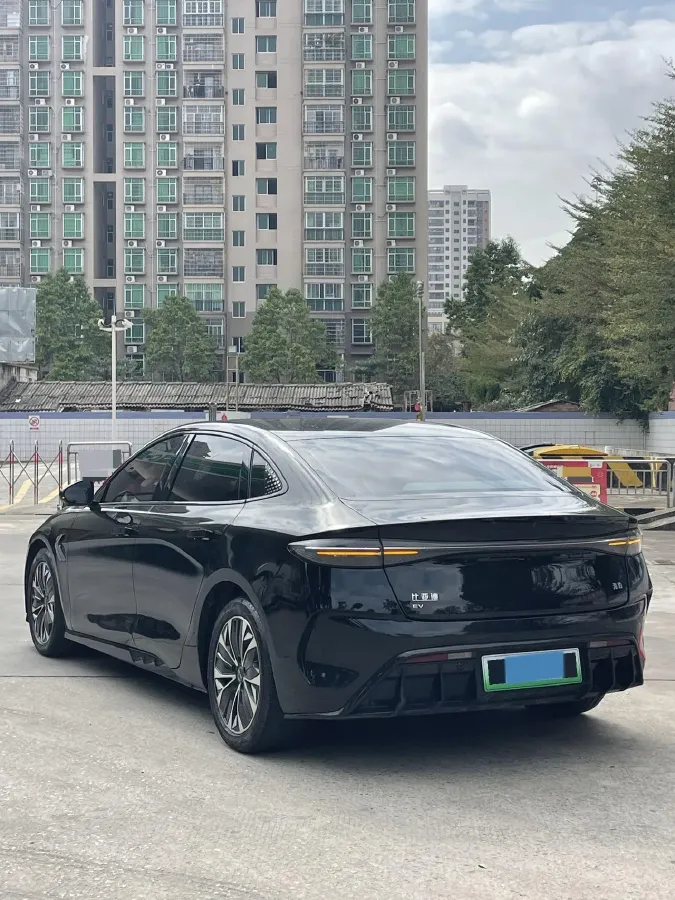 2023 BYD Seal BEV 61.4KWH,autocango,china used car exporter,china ev exporter,chinese used car exporter,chinese used ev exporter