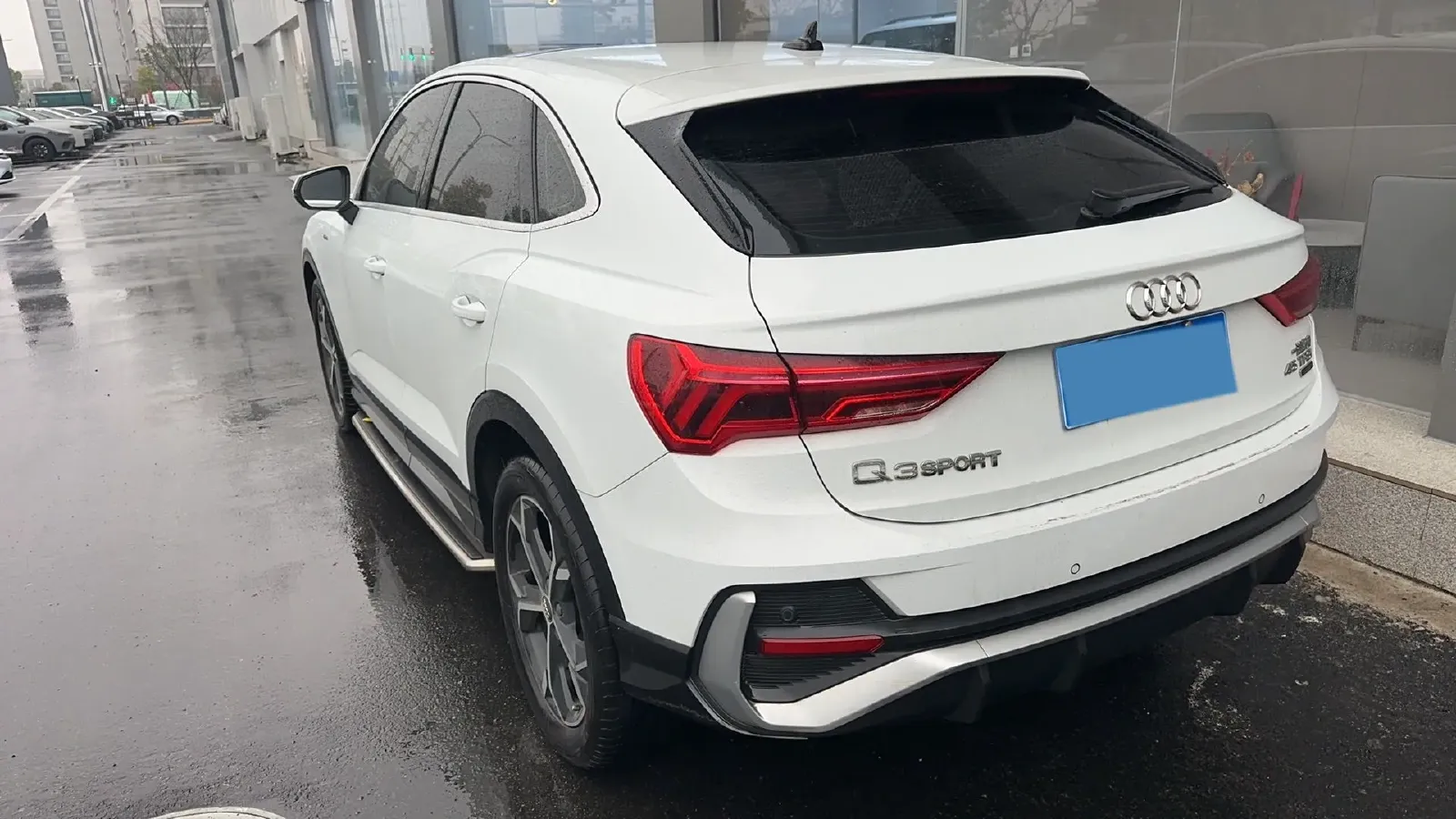 2020 Audi Q3 Sportback 2.0T 220HP L4 7DCT,autocango,china used car exporter,china ev exporter,chinese used car exporter,chinese used ev exporter