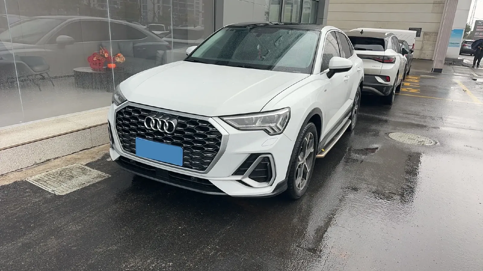 2020 Audi Q3 Sportback 2.0T 220HP L4 7DCT,autocango,china used car exporter,china ev exporter,chinese used car exporter,chinese used ev exporter
