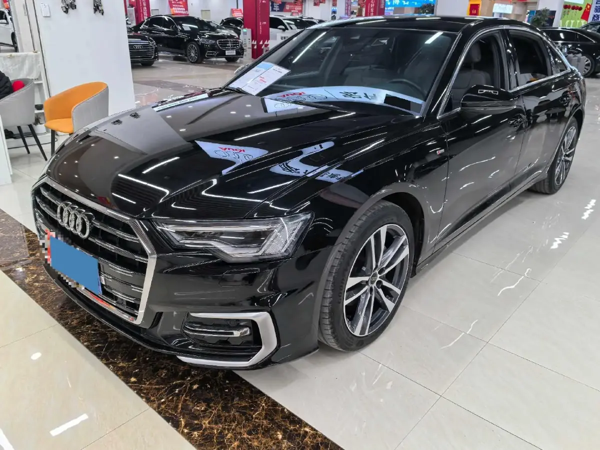 2024 Audi A6L 2.0T 190HP L4 7DCT