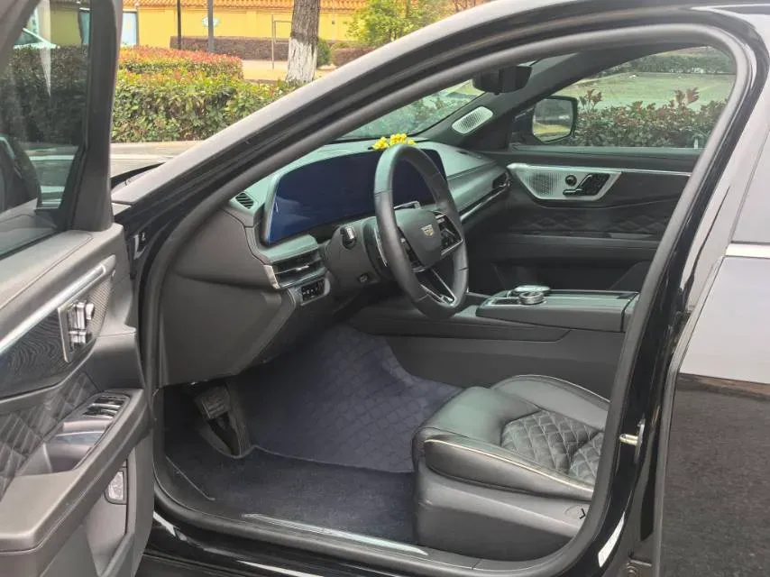 2023 Cadillac CT6 2.0T 237HP L4 10AT,autocango,china used car exporter,china ev exporter,chinese used car exporter,chinese used ev exporter