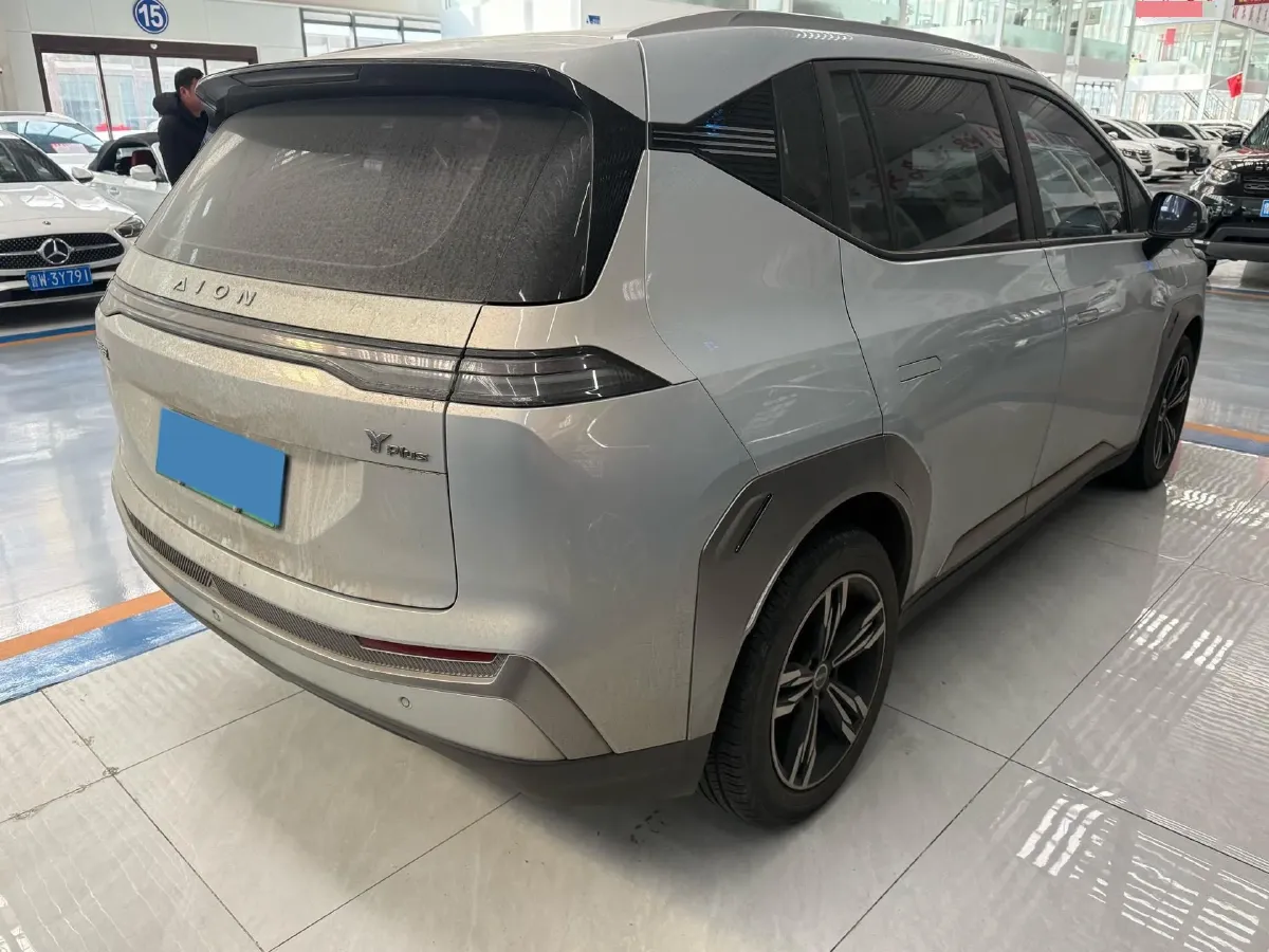 2023 GAC Trumpchi GS4 1.5T 177HP L4 6AT,autocango,china used car exporter,china ev exporter,chinese used car exporter,chinese used ev exporter