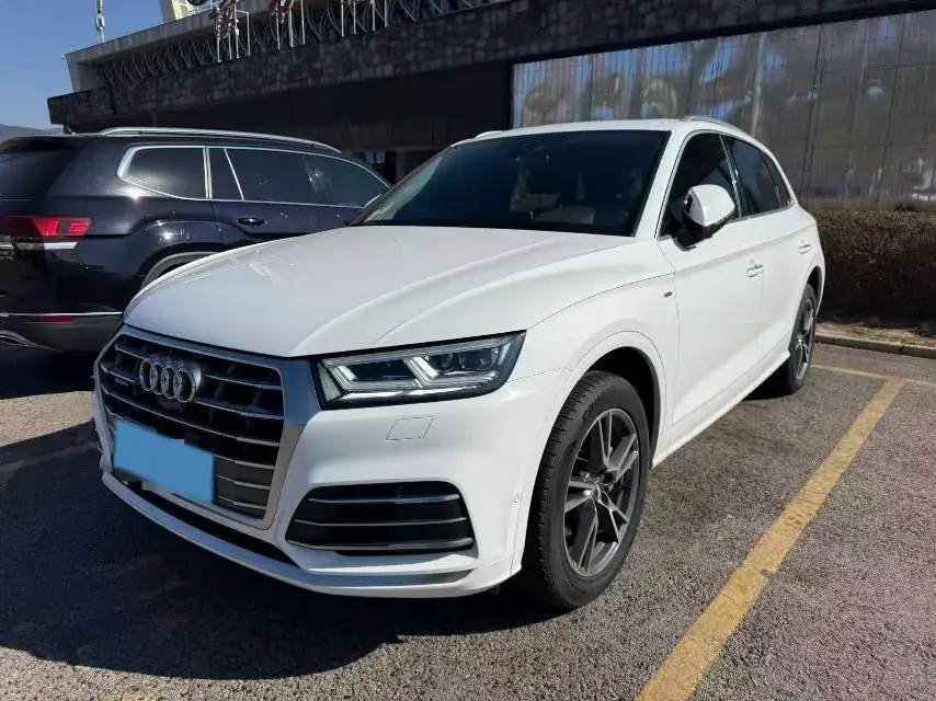 2020 Audi Q5L 2.0T 190HP L4 7DCT
