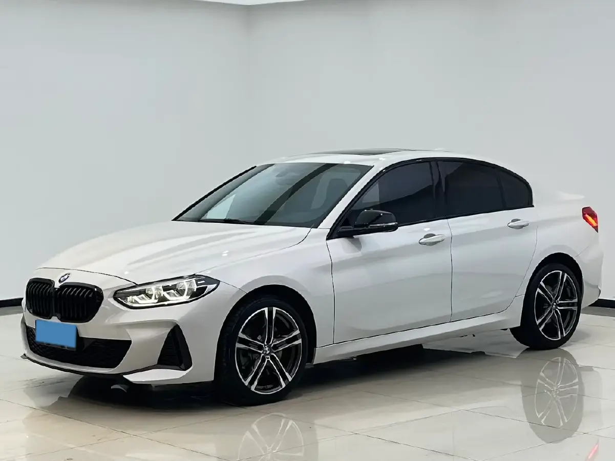 2021 BMW 1 Series 2.0T 192HP L4 7DCT
