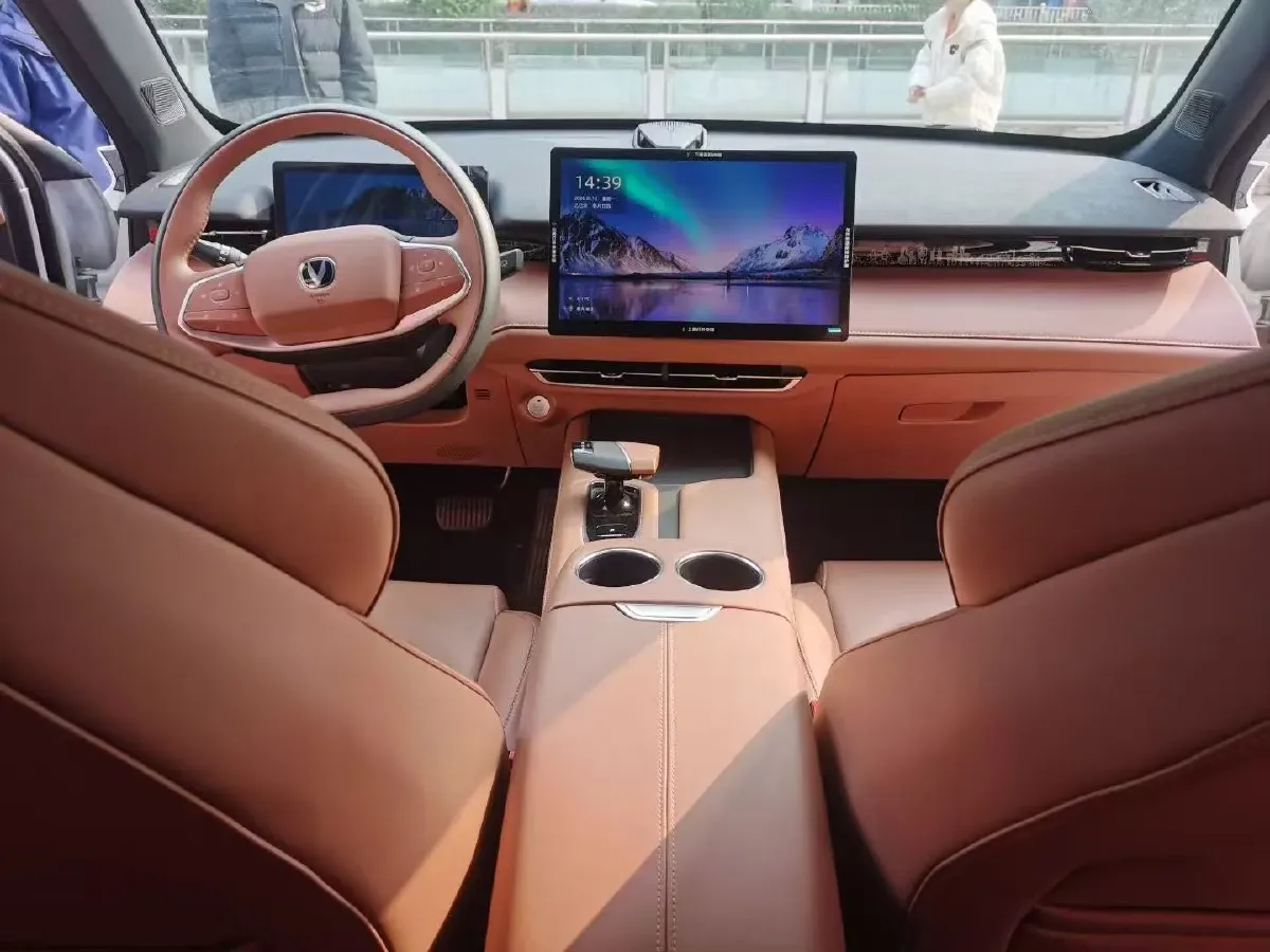 2024 ChangAn UNI-Z 1.5L 98HP L4 E-CVT PHEV 18.4KWH,autocango,china used car exporter,china ev exporter,chinese used car exporter,chinese used ev exporter