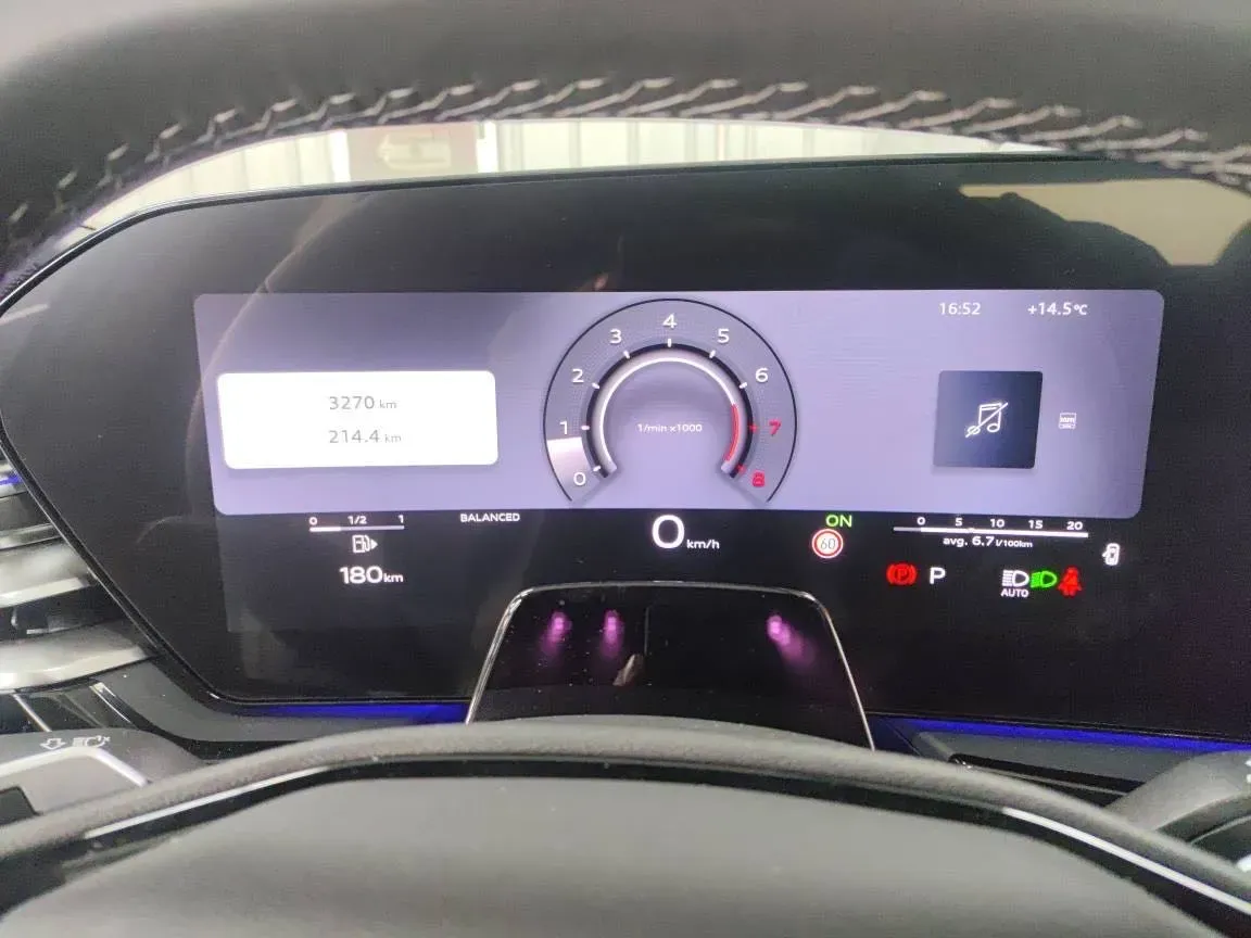 2026 Audi A5L 2.0T 204HP L4 7DCT,autocango,china used car exporter,china ev exporter,chinese used car exporter,chinese used ev exporter