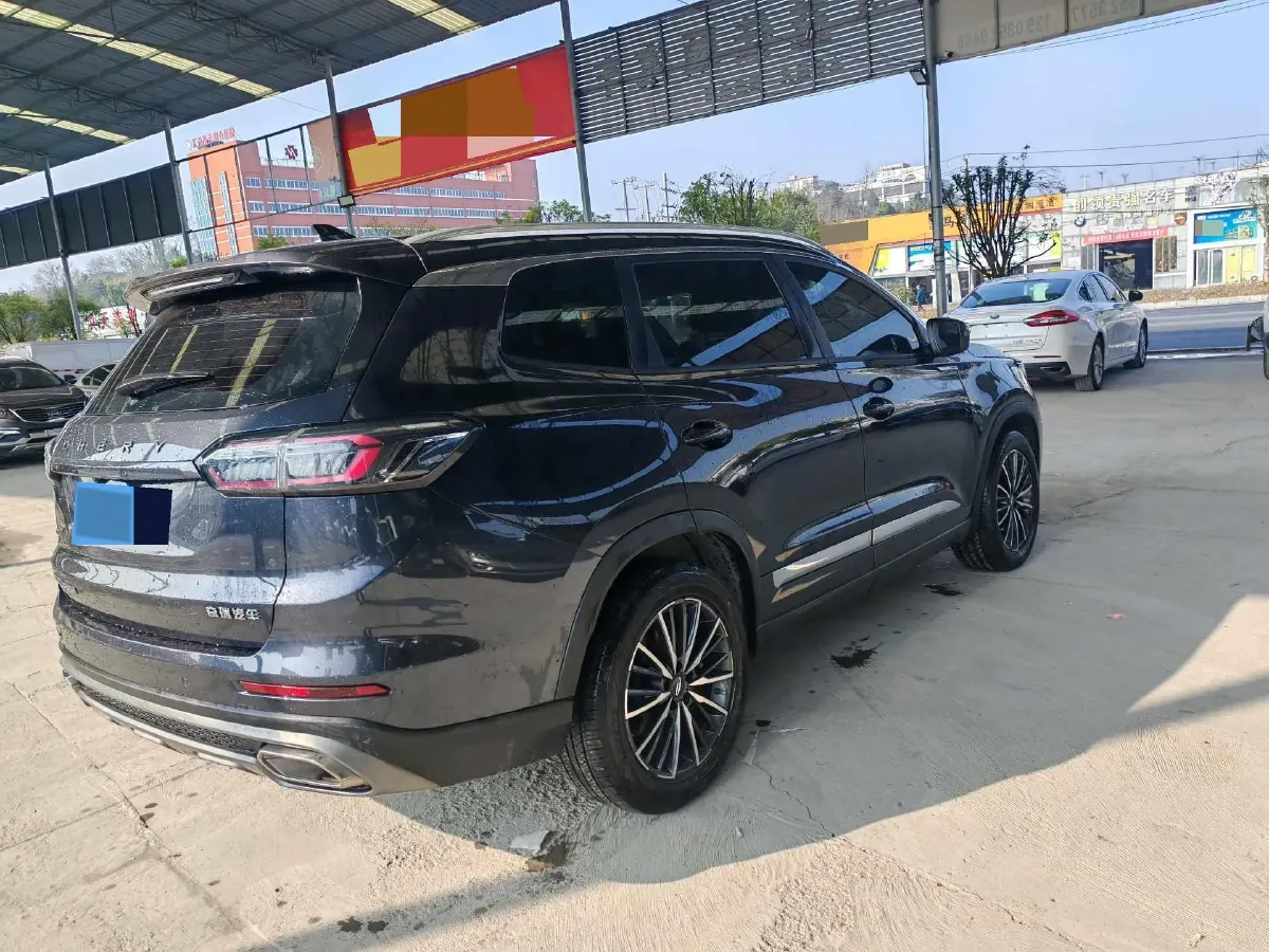 2022 Chery Tiggo 8 Plus 1.6T 197HP L4 7DCT,autocango,china used car exporter,china ev exporter,chinese used car exporter,chinese used ev exporter
