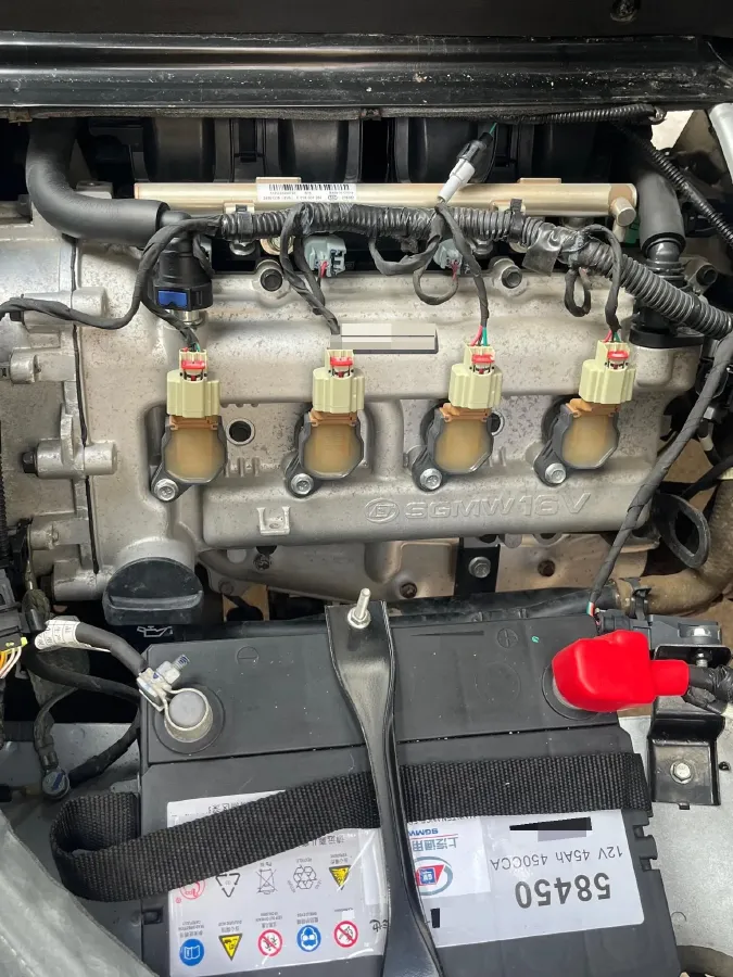 2021 WuLing RongGuang New Truck 1.5L 99HP L4 5MT,autocango,china used car exporter,china ev exporter,chinese used car exporter,chinese used ev exporter