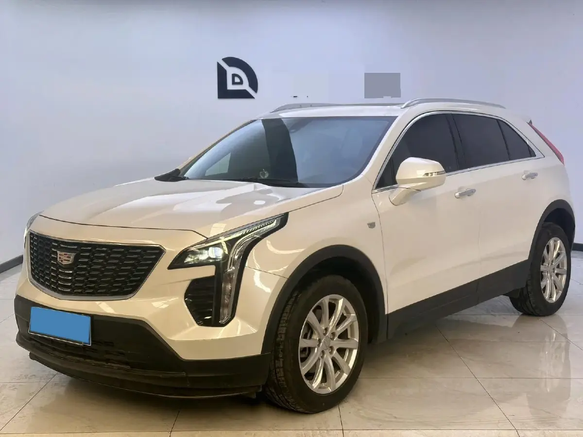 2022 Cadillac XT4 2.0T 237HP L4 9AT