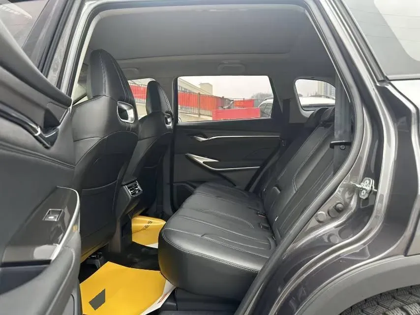 2022 ChangAn CS75 Plus 2.0T 233HP L4 8AT,autocango,china used car exporter,china ev exporter,chinese used car exporter,chinese used ev exporter